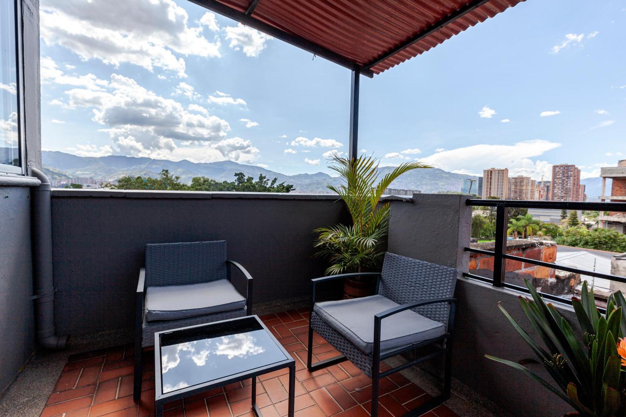Poblado Guest House Medellín Exterior foto