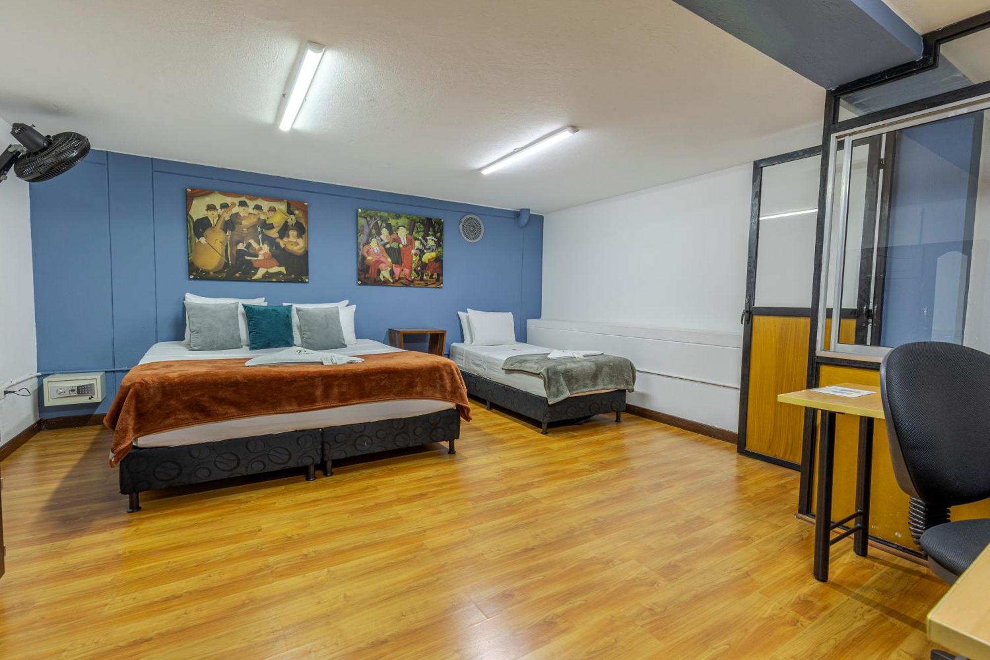 Poblado Guest House Medellín Cameră foto